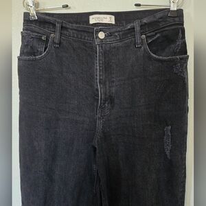 Abercrombie & Fitch | Black Distressed Curve Love The 90s Straight Size 8/29